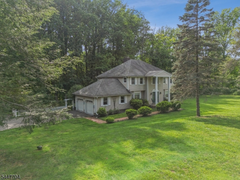 6 Cowie Rd