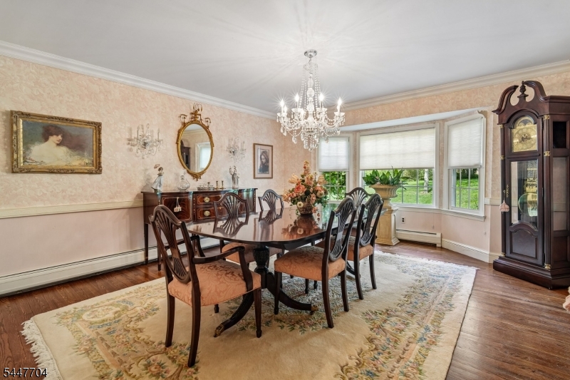 6 Cowie Rd