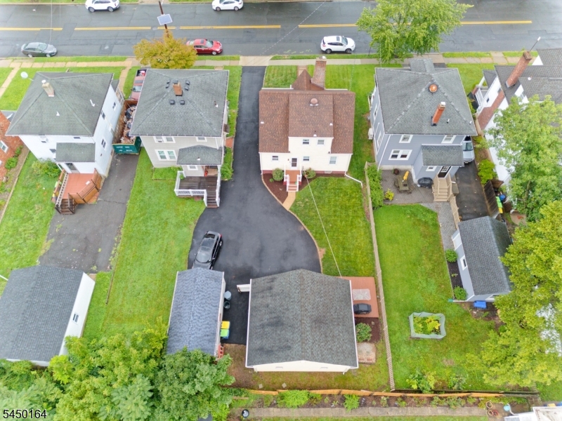 168 E High St