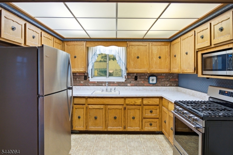 13 Ledgewood Rd