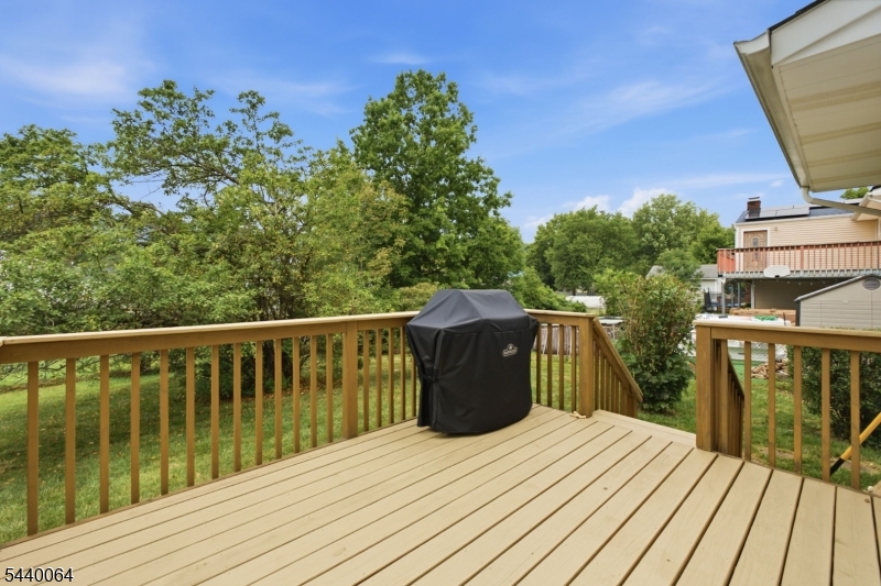 13 Ledgewood Rd