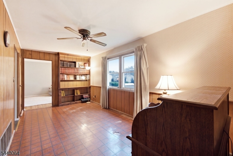 13 Ledgewood Rd