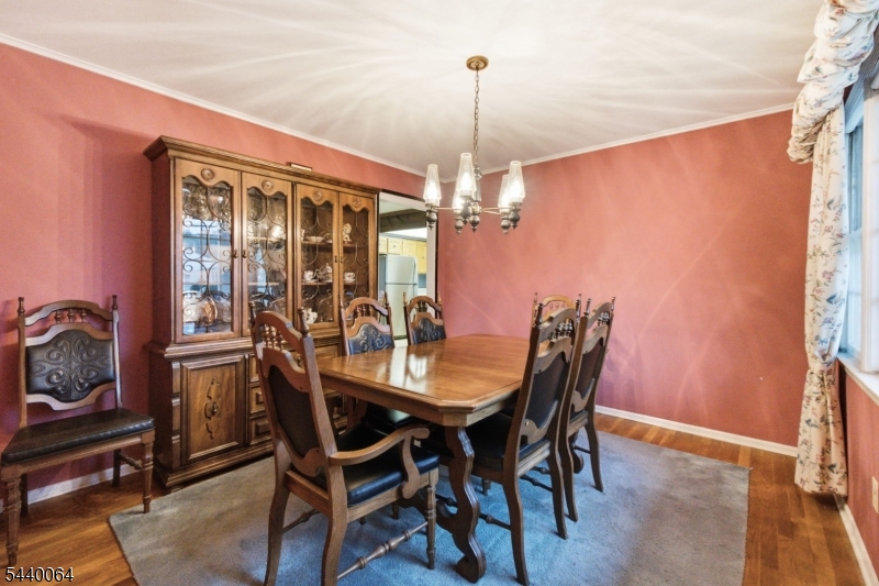 13 Ledgewood Rd