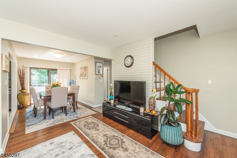 54 Hasbrouck Ave