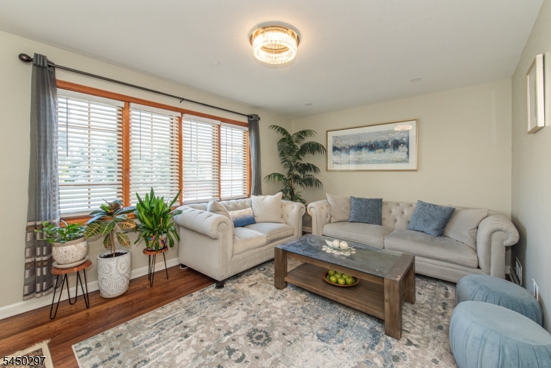54 Hasbrouck Ave