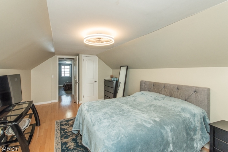 54 Hasbrouck Ave