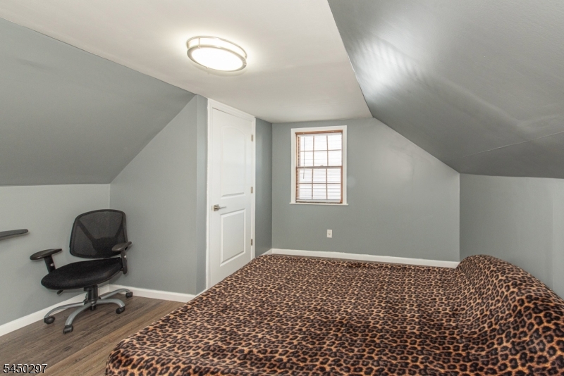 54 Hasbrouck Ave