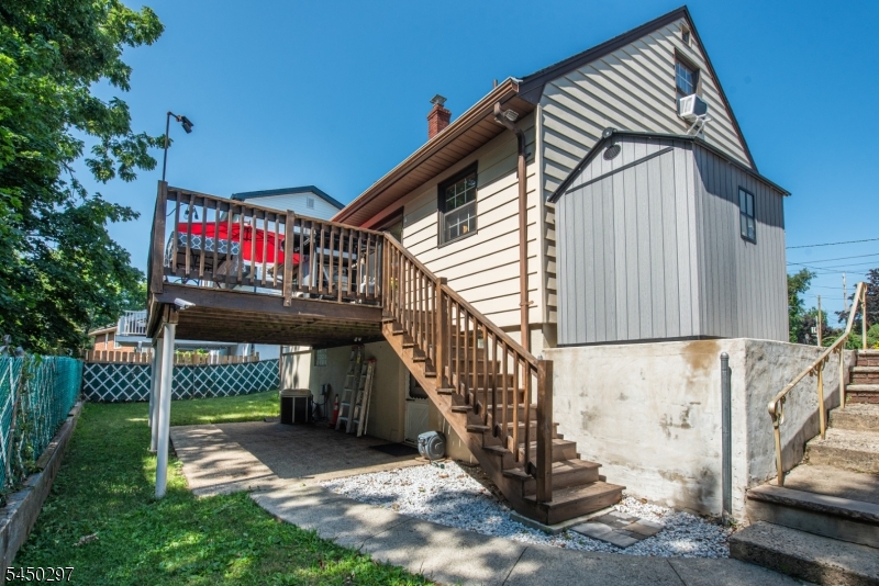 54 Hasbrouck Ave