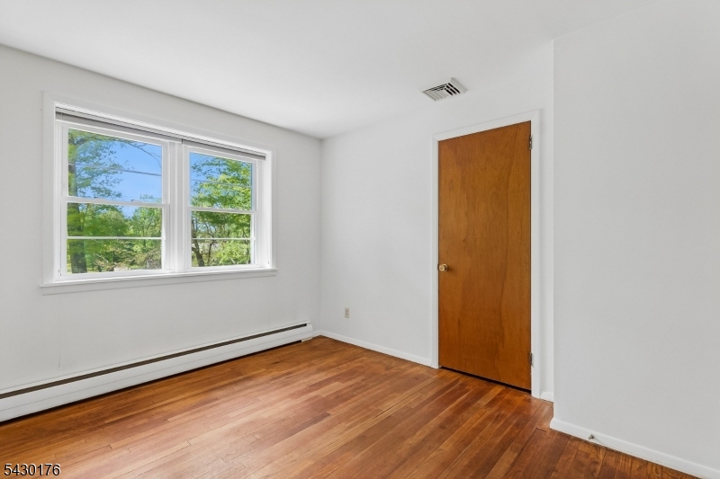59 Stella Dr