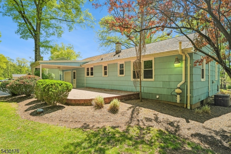 59 Stella Dr