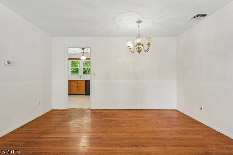 59 Stella Dr