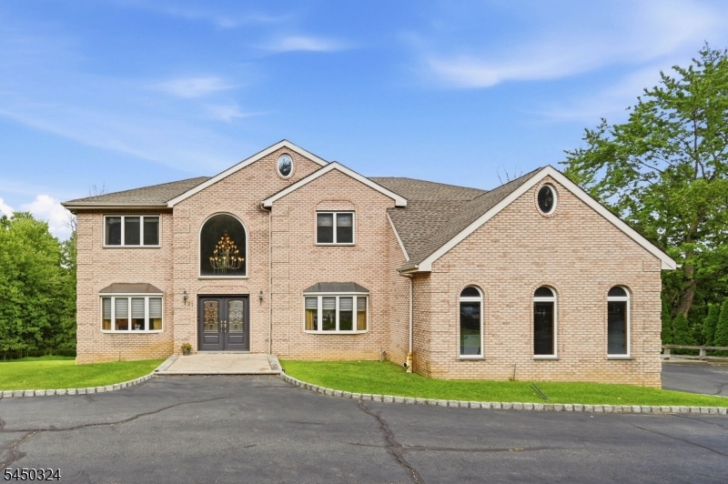 27 Sparrowbush Rd