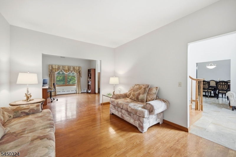 27 Sparrowbush Rd