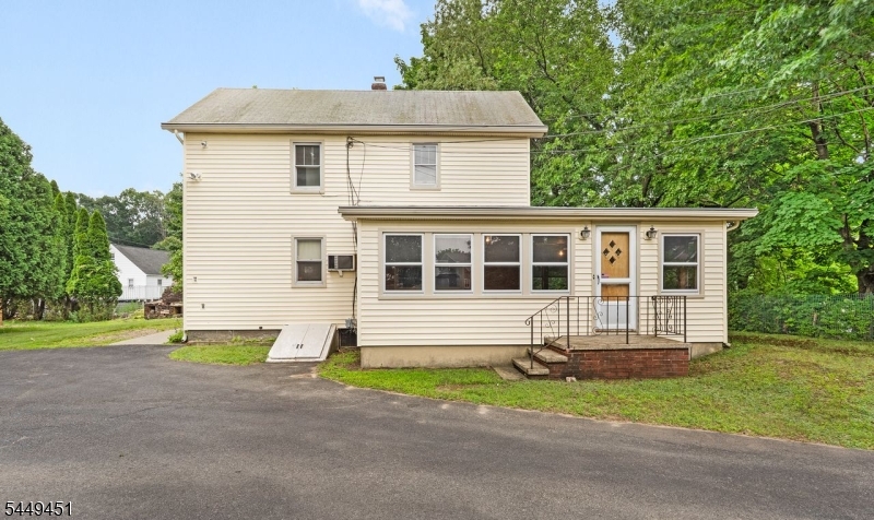 94 Franklin Ave