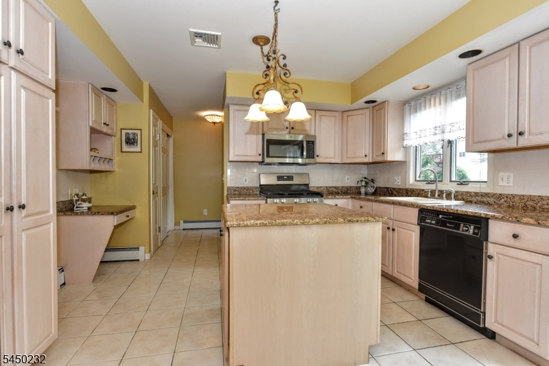 13 Bryan Ct