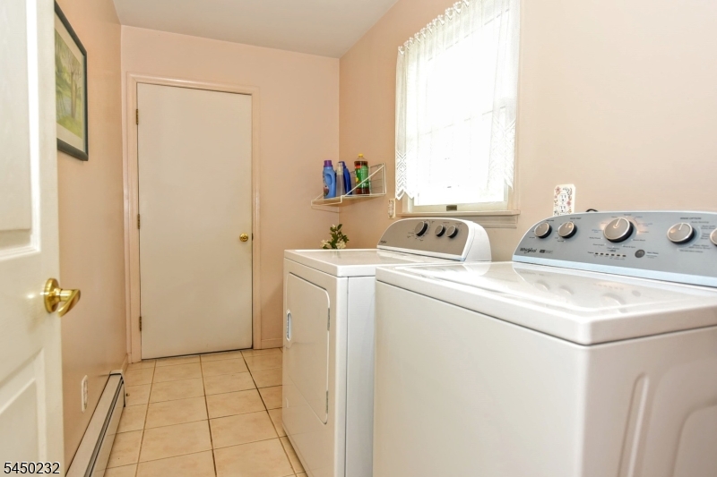 13 Bryan Ct