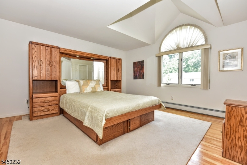 13 Bryan Ct