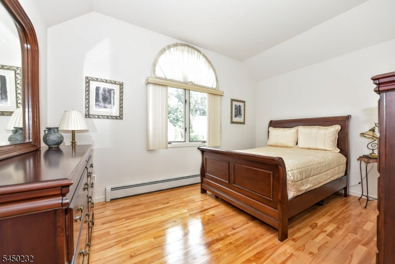 13 Bryan Ct