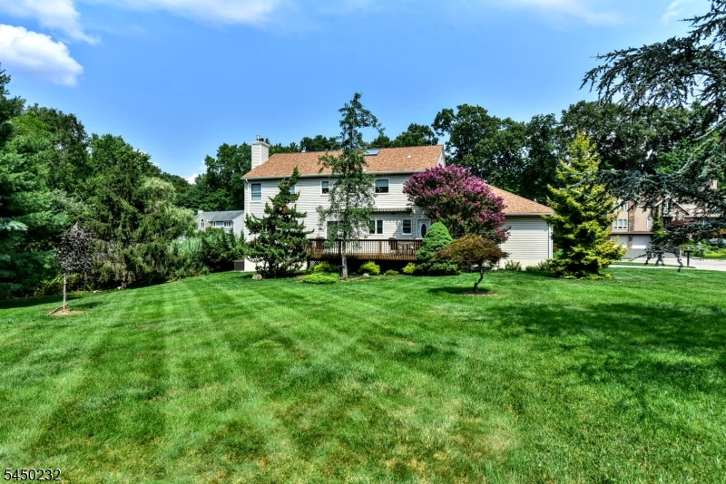 13 Bryan Ct
