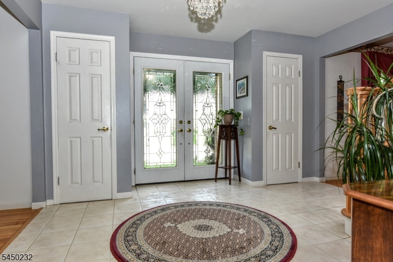 13 Bryan Ct
