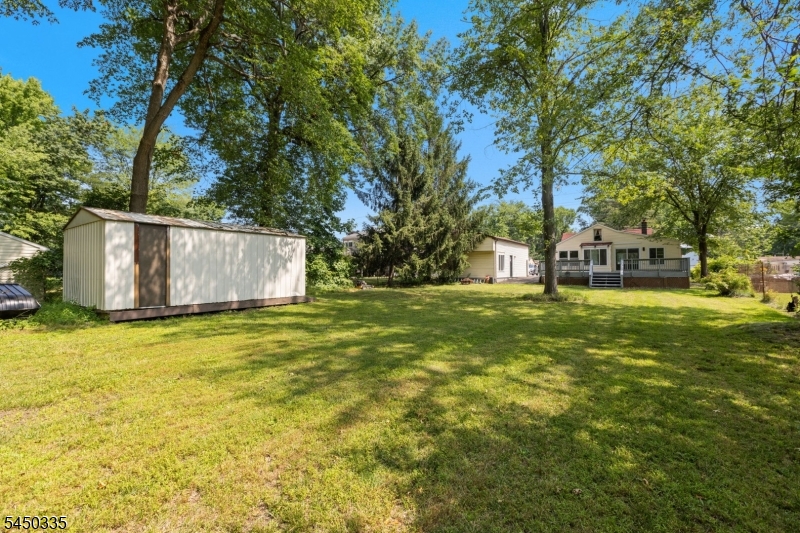 618 Wood Ave
