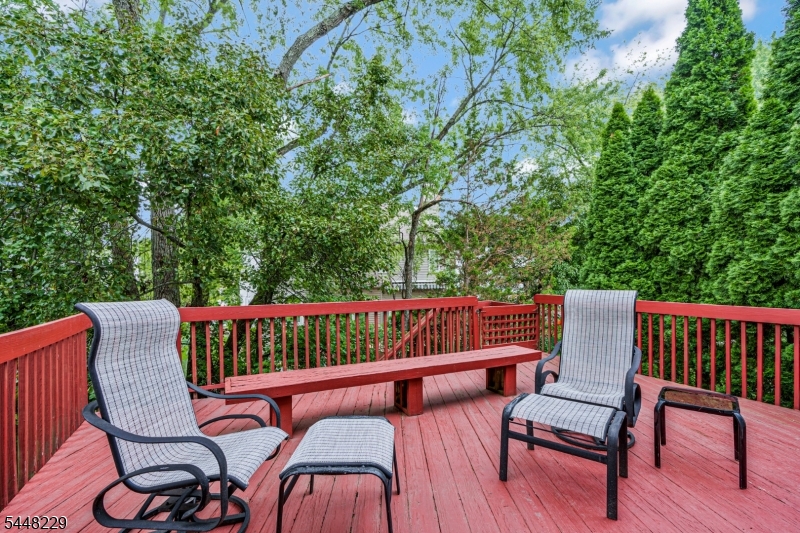 19 Heinrick Way