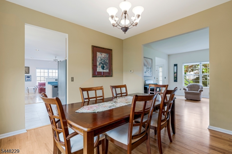 19 Heinrick Way
