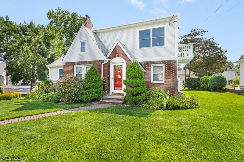 4 Fitzgerald Ave