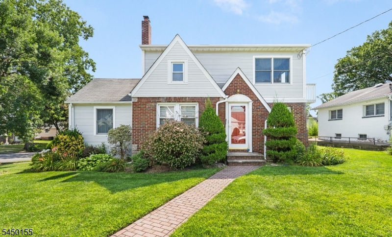4 Fitzgerald Ave