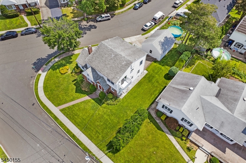 4 Fitzgerald Ave