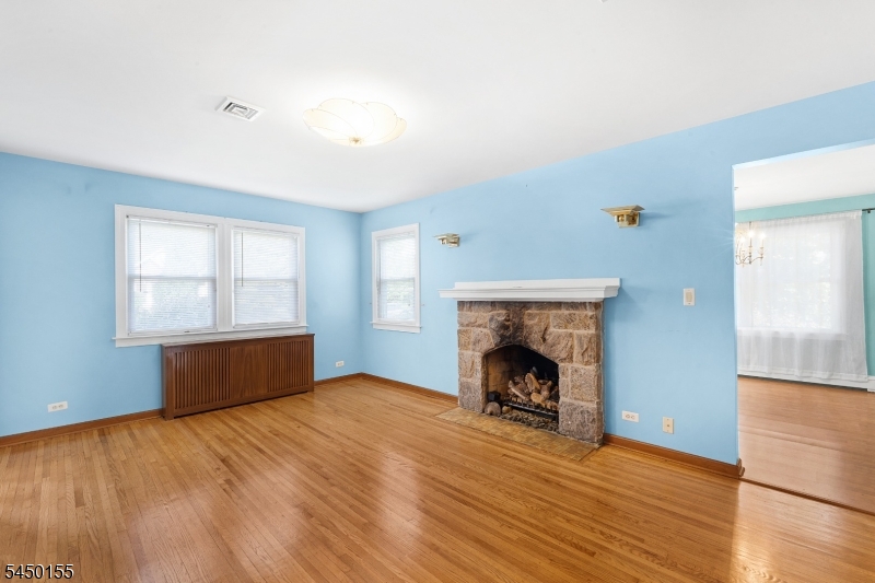 4 Fitzgerald Ave