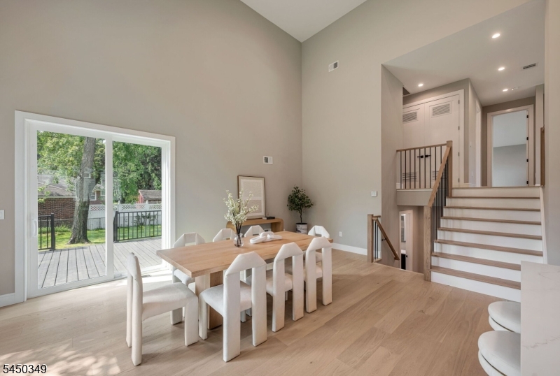 62 Asmus Rd