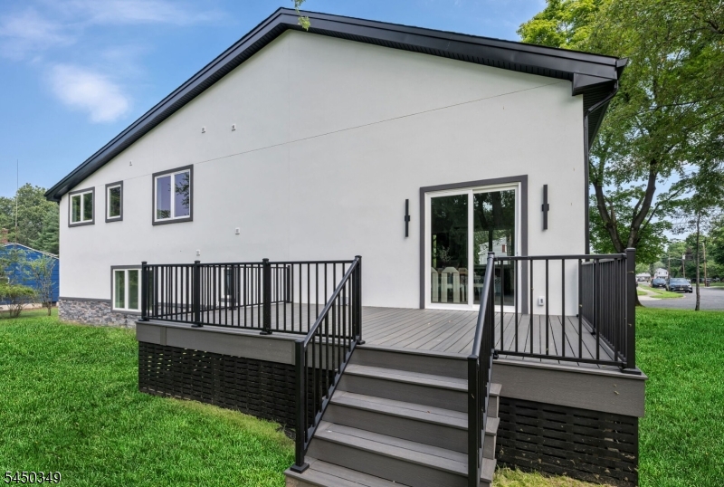 62 Asmus Rd
