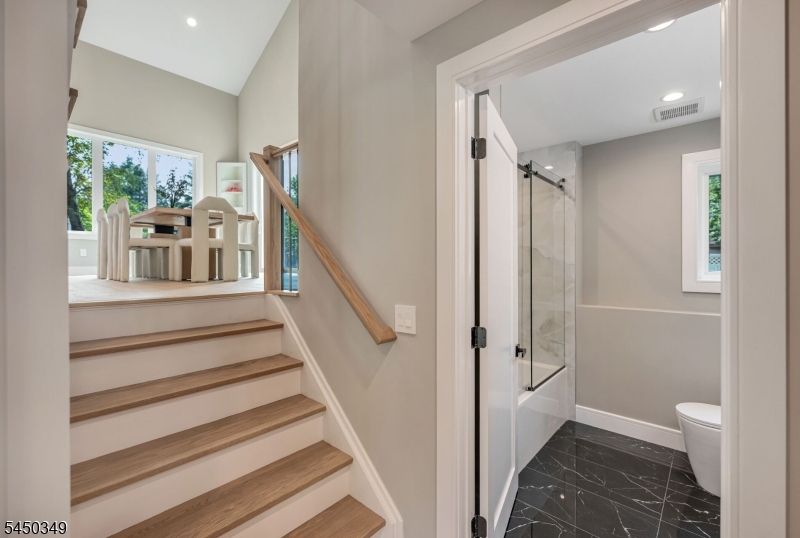 62 Asmus Rd
