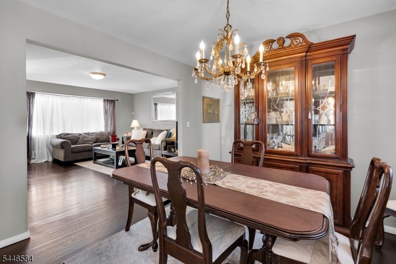 44 Lorrie Ln