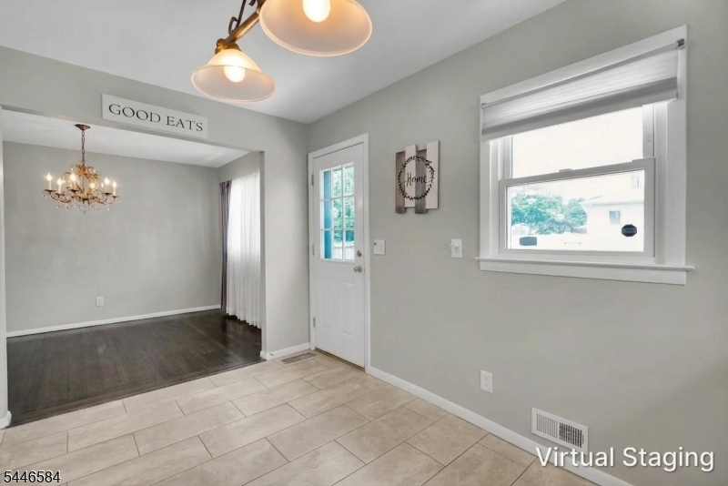 44 Lorrie Ln