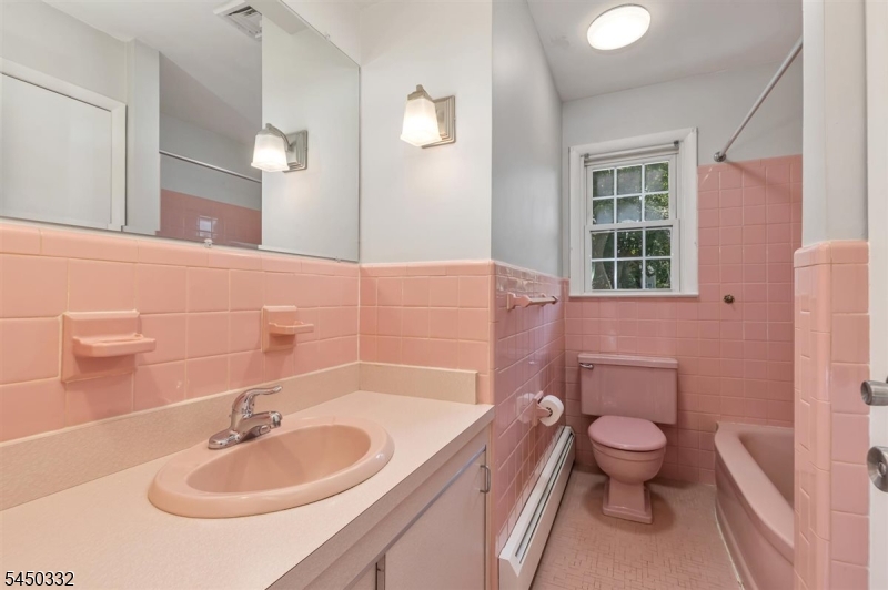 2 Poplar Way