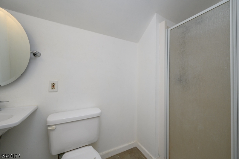 1206 Gruber Ave
