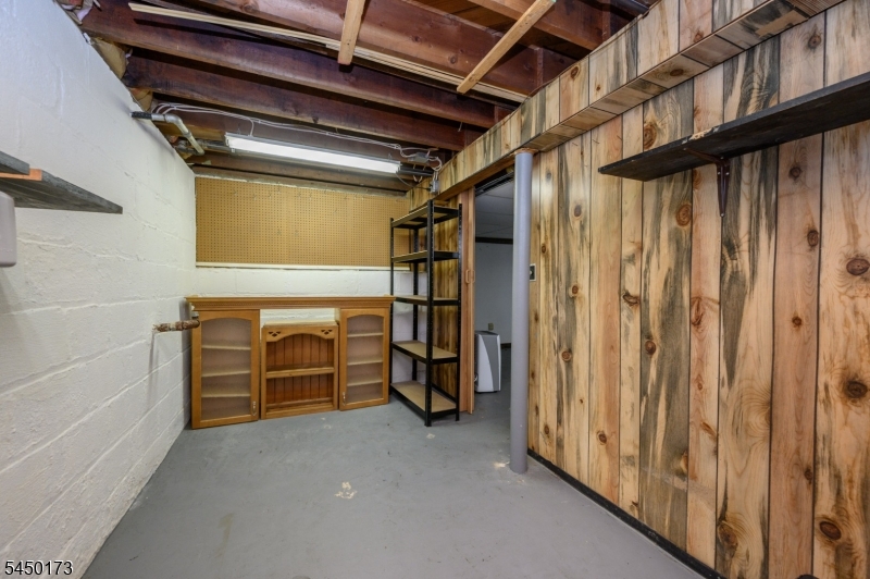 1206 Gruber Ave