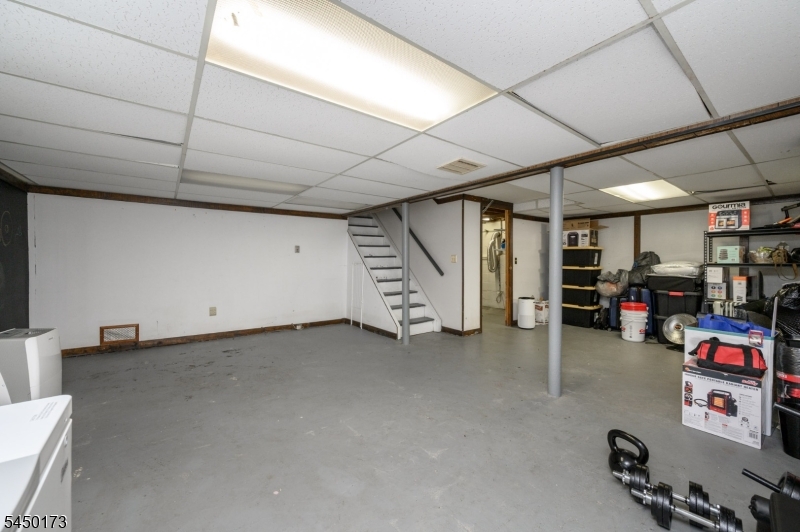 1206 Gruber Ave