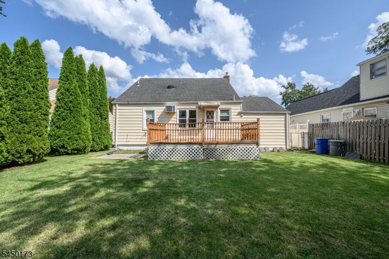 1206 Gruber Ave