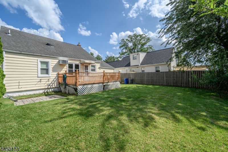 1206 Gruber Ave