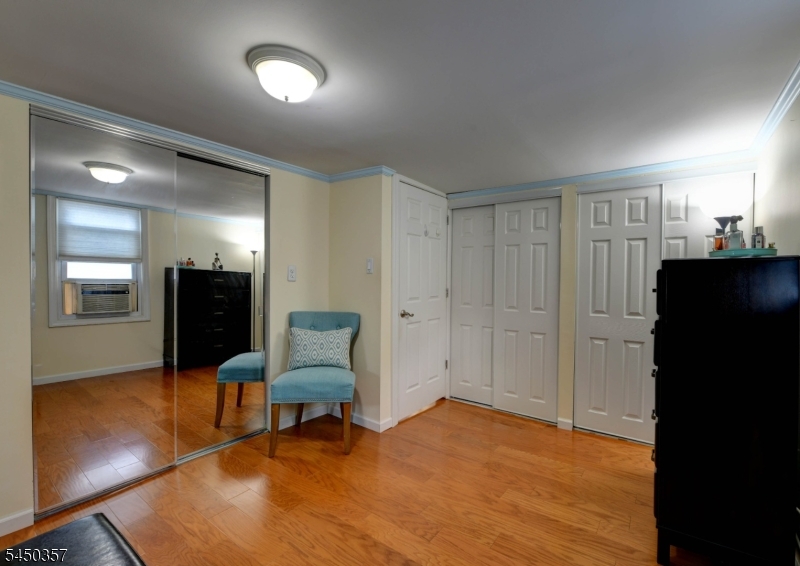 56 Shelby St