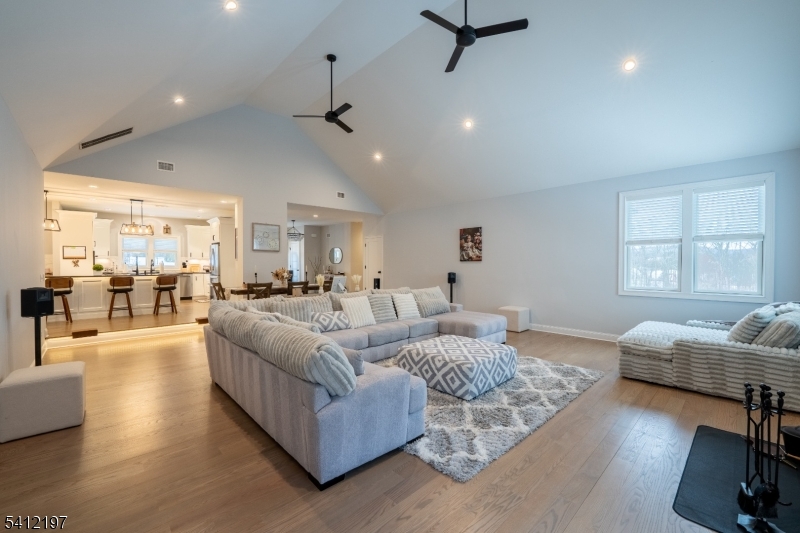 27 Sterling Dr