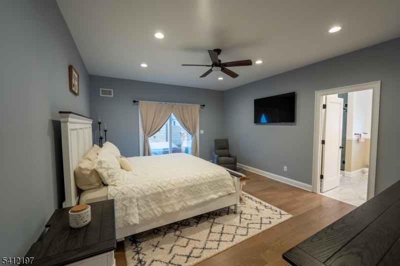 27 Sterling Dr