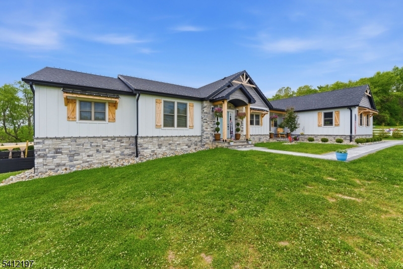 27 Sterling Dr