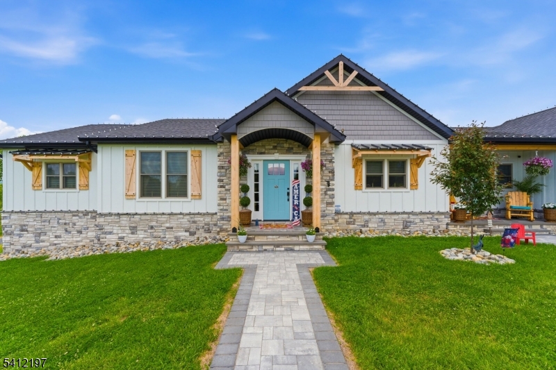27 Sterling Dr