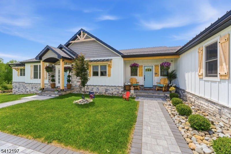 27 Sterling Dr