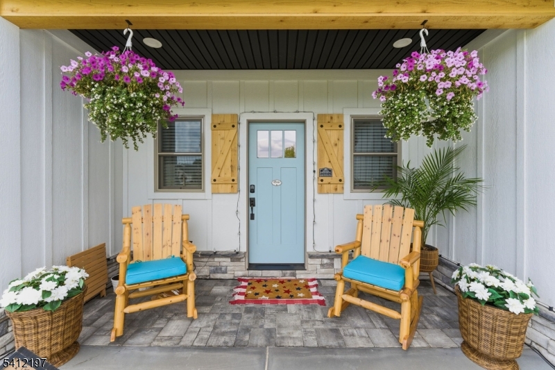 27 Sterling Dr