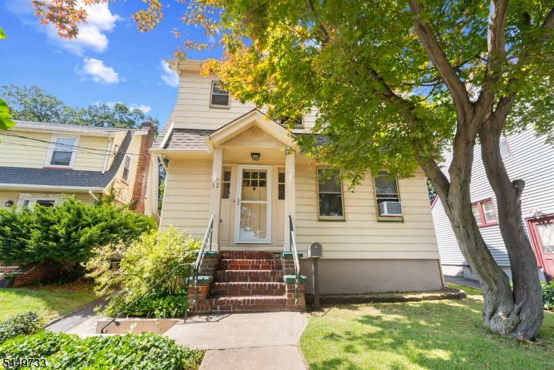 12 Montclair Ave